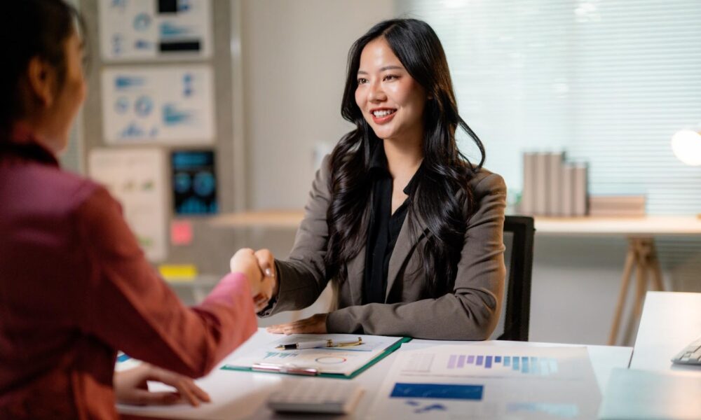 what-does-a-saas-recruiting-agency-do?